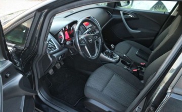 Opel Astra J Hatchback 5d 1.4 Turbo ECOTEC 120KM 2012 Opel Astra Opel Astra J EDITION-Grzana Kierownica-Grzane Fotele-AsistLine-, zdjęcie 6