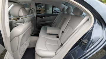 Mercedes Klasa E W211 Sedan W211 2.1 (220 CDI) 150KM 2002 Mercedes E 220 2.2CDi 150PS OPŁACONY Skóry, zdjęcie 14