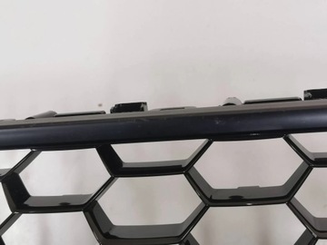 Заглушка радиаторной решетки AUDI TT RS 8S0 до рестайлинга