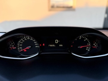 Peugeot 308 II SW 2.0 BlueHDi 150KM 2016 PEUGEOT 308 2.0 HDI 150 KM ALLURE / KAMERA / PANORAMA / FULL LED, zdjęcie 37