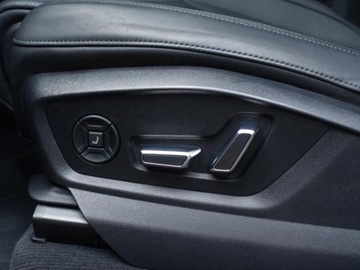 Audi Q8 SUV 3.0 50 TDI 286KM 2025 AUDI Q8 TDI quattro S line Suv 3.0 (286KM) 2025, zdjęcie 4