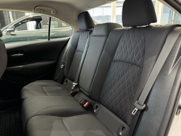Toyota Corolla XII Sedan 1.5 VVT-i 125KM 2022 Toyota Corolla Comfort / Kamera cofania / CarPlay/, zdjęcie 11