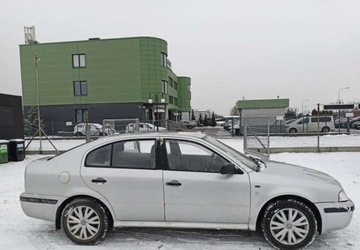 Skoda Octavia I Hatchback 1.4 MPI 75KM 2003 Skoda Octavia Skoda Octavia 1.4 Nature 1.4 Benzyna 75KM, zdjęcie 4