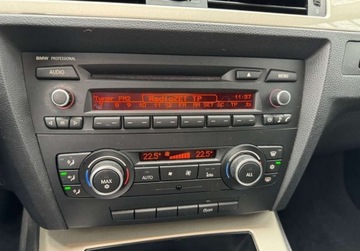 BMW Seria 3 E90-91-92-93 Limuzyna E90 316d 115KM 2011 BMW Seria 3 Oryginalny lakier, bezwypadkowy 2.0 Diesel 116KM, zdjęcie 31