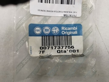 BUFFER POLIČKY KUFRU FIAT PANDA 2003-2012 ORIGINÁLNÍ 71737756