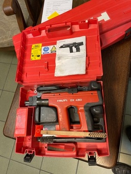 Hilti-PISTOLET DO KOŁKÓW DX 450