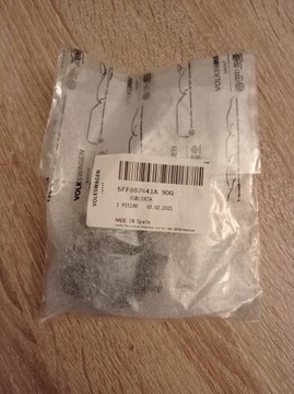 Osłona ucha holowniczego 5FF807441A