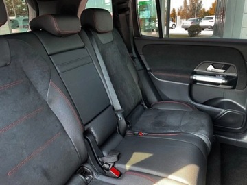 Mercedes GLB SUV Facelifting 2.0 220 190KM 2025 MERCEDES-BENZ GLB 220 4-Matic AMG Line 2.0 (190KM) 2025, zdjęcie 10