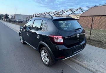 Dacia Sandero II Hatchback 5d 1.5 dCi 90KM 2014 Dacia Sandero Dacia Sandero II 1.5 dCi Stepwey 1.5 Diesel 90KM, zdjęcie 13