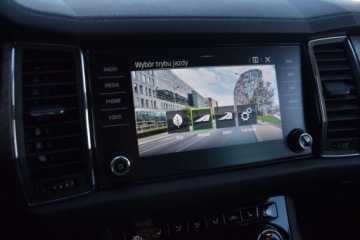 Skoda Kodiaq I SUV Facelifting 2.0 TDI SCR 150KM 2023 Skoda Kodiaq SalonPL Style 150KM DSG HAkPakietyKameraKessyEl.fotel ASO VAT, zdjęcie 20