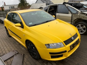 FIAT STILO 01-10 SKLO (OKNO) PŘEDNÍ ČELNÍ