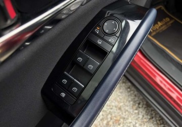 Mazda CX-30 2.0 Skyactiv-G 122KM 2019 Mazda CX-30 2.0 122KM 66.000kmautomatbezwypadkowa GWARANCJA zarejestrowana, zdjęcie 31