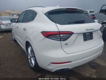 Maserati Levante 2020 Maserati Levante Granlusso 2020 3.0l 3.0 Benzyna 345KM, zdjęcie 3