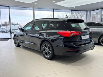 Ford Focus III Kombi Facelifting 1.5 TDCi 120KM 2018 Ford Focus ST Line / CarPlay/AndroidAuto / Nawigac, zdjęcie 1