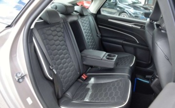 Ford Mondeo V 2018 Ford Mondeo VIGNALE FUL LED skora grzane fotele navi. Idealny 2.0 Hybryda, zdjęcie 17