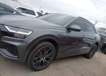 Audi Q8 SUV 3.0 55 TFSI 340KM 2019 Audi Q8 2019r., 55 Premium, 3L, od ubezpieczalni 3.0 Benzyna 340KM, zdjęcie 4