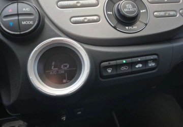 Honda Jazz III 1.4 i-VTEC 100KM 2008 Honda Jazz 1.4benz 100KM Automat Panorama Klima ALU El.Szyby Faktura Gwara, zdjęcie 26