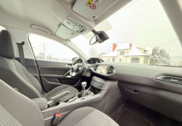 Peugeot 2016 Peugeot 308 Peugeot 308 PureTech 130 Stop amp Start Allure 1.2 Benzyna, zdjęcie 20