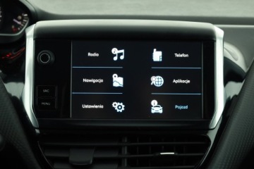 Peugeot 208 I Hatchback 5d Facelifting 1.2 PureTech 82KM 2017 Peugeot 208 1.2 PureTech, Salon Polska, zdjęcie 9