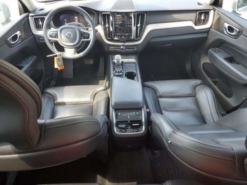 Volvo XC60 II 2022 Volvo XC 60 B5 Inscription 2022 2.0l 2.0 Benzyna 247KM, zdjęcie 8