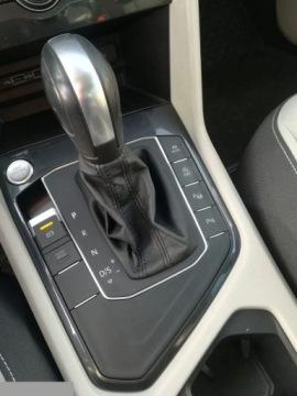 Volkswagen Tiguan II SUV 2.0 TDI 150KM 2020 Volkswagen Tiguan 2.0 TDI SCR Elegance DSG 150KM 2020r bezwypadkowy, ASO, zdjęcie 10