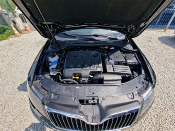 Skoda Superb II Kombi Facelifting 2.0 TDI CR DPF 170KM 2014 Skoda Superb 2.0 170Ps DSG Navi Alu Ksenon Kombi Gwarancja 2.0 Diesel 170KM, zdjęcie 30