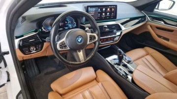 BMW Seria 5 G30-G31 Limuzyna Plug-In 2.0 530e 292KM 2022 BMW Seria 5 xDrive,Full LedHead Up,Plug-in pHEV, Stan Idealny,VAT 23,GWARA, zdjęcie 8