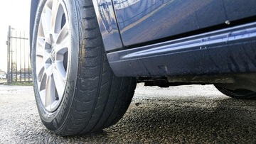 Audi A1 I Hatchback 3d 1.2 TFSI 86KM 2012 Audi A1 3-drzwiowe 1.2i 86PS OPŁACONY, zdjęcie 34