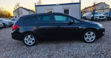 Opel Astra J Sports Tourer 1.4 Turbo ECOTEC 120KM 2011 Opel Astra Opel Astra 1.4 Benzyna 120KM, zdjęcie 5