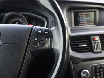 Volvo V40 II Hatchback 1.6 T4 180KM 2014 Volvo V40 Cross Country 1.6 T4, Salon Polska, zdjęcie 16