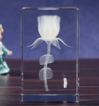 3D КРИСТАЛЛ # Статуэтка с 3D Розой и вашей гравировкой