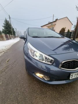 Kia Ceed II Kombi 1.6 CRDi 128KM 2014 Kia Cee'd 1.6 CRDI Xenon Led Skóra Klimatronik, zdjęcie 3