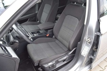 Volkswagen Passat B8 Variant Facelifting 2.0 TDI SCR 200KM 2022 Volkswagen Passat 2.0 TDi 200KM DSG7 Business SalonPL ASO NaviKameraTravel, zdjęcie 27