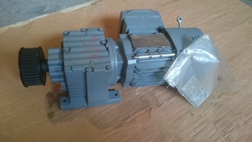 Мотор-редуктор SEW 0,37 кВт 76 об/мин Тормоз