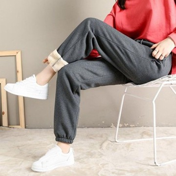 Plush-lined sweatpants, trousers for