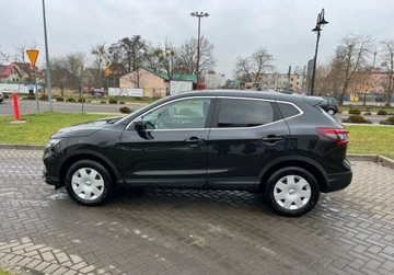 Nissan Qashqai II Crossover Facelifting 1.6 DiG-T 163KM 2018 Nissan Qashqai Swiezo sprowadzony Ubezpieczony Zarejestrowany 1.6, zdjęcie 3