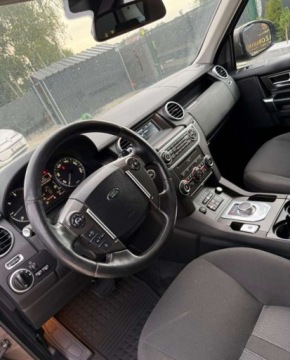 Land Rover Discovery IV 3.0 D 210KM 2015 Land Rover Discovery Land Rover Discovery IV 2015r 4X4 3.0 V6 210km 187tys, zdjęcie 6