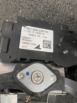 Линза Zafira C Bi-Xenon, поворотная 130702003900