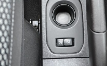 Dacia Duster II SUV  1.3 TCe 130KM 2019 Dacia Duster Bezwypadkowe - Bogate Wyposazenie - Oplacone 1.3 Benzyna, zdjęcie 27