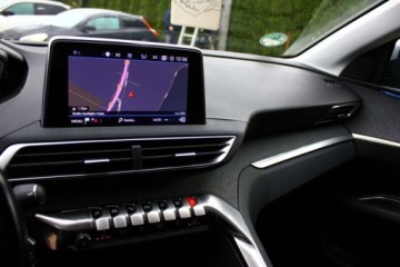 Peugeot 3008 II Crossover 1.5 BlueHDI 130KM 2018 Peugeot 3008 1.5 HDI 130KM Allure Skory Navigacja Kamera Alu 18 Ladne Auto, zdjęcie 25