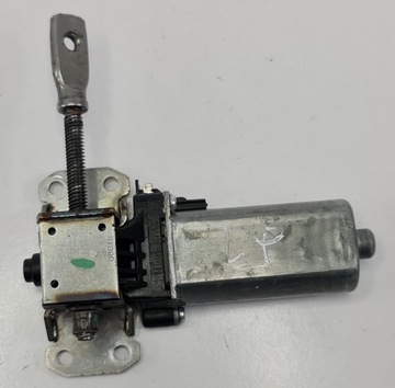 MOTOREK SEDADLA LEVÝ PŘEDNÍ PORSCHE CAYENNE II 7P5