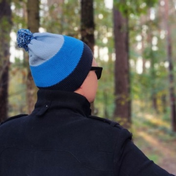 ШАПКА ЗИМНЯЯ МУЖСКАЯ, НОРВЕЖСКИЙ УЗОР, с теплой кисточкой.