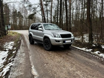 Toyota Land Cruiser IV 3.0 D-4D 173KM 2006 Toyota Land Cruiser 120 3,0 D-4D 173KM Automat