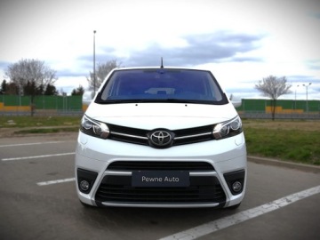Toyota Proace II Furgon Medium 2.0 D-4D 177KM 2022 Toyota ProAce Toyota PROACE VERSO 7 osobowy VIP 2.0 Diesel 177KM, zdjęcie 1