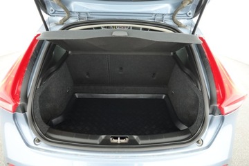 Volvo V40 II Hatchback Facelifting 2.0 D2 120KM 2018 Volvo V40 Cross Country 2.0 D2, Automat, Skóra, zdjęcie 10