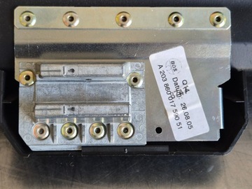 MERCEDES W203 KOMBI ROLETA KUFRU MŘÍŽKA A20386001759051