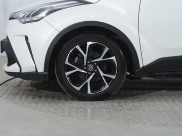 Toyota C-HR I Crossover Facelifting 2.0 Hybrid Dynamic Force 184KM 2021 Toyota C-HR 2.0 Hybrid, Salon Polska, Serwis ASO, zdjęcie 13