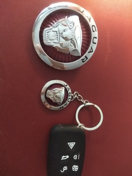 Брелок Медаль Jaguar XJ XF F-Pace E-Type box