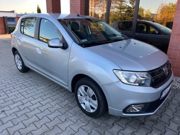 Dacia Sandero II Hatchback 5d Facelifting 1.5 Blue dCi 95KM 2020 Dacia Sandero 1.5 diesel 95 KM zarej w PL zadbany mozliwa zamiana, zdjęcie 1