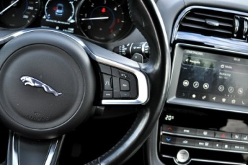 Jaguar F-Pace SUV 2.0 i4D 180KM 2019 Jaguar F-PACE 2.0 180KM Skóra Navi Led Kamera, zdjęcie 15
